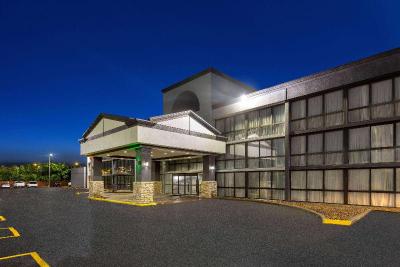 Wingate by Wyndham Kansas Cit