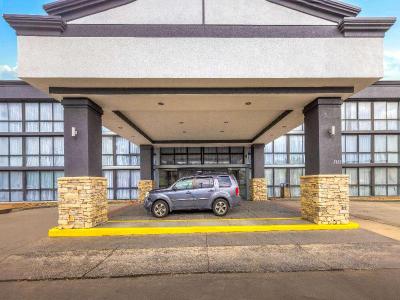 Wingate by Wyndham Kansas Cit
