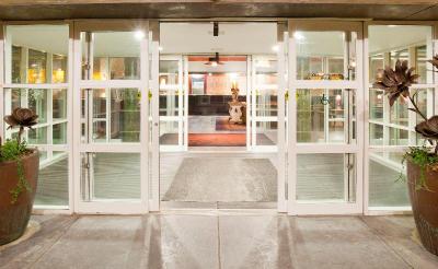 Crowne Plaza Minneapolis West