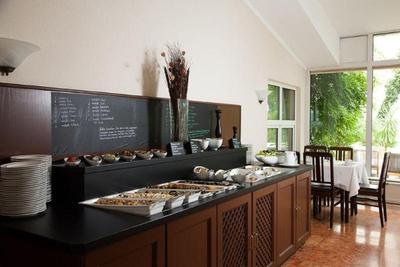 DORMERO Hotel Munchen-Kirchheim Messe