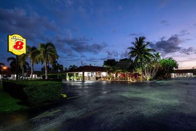 Super 8 by Wyndham Florida City/Homestead