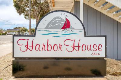 Harbour House Inn