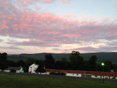 Four Winds Inn