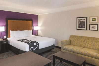 La Quinta Inn & Suites Orlando Airport North