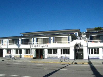 Beach Street Inn and Suites