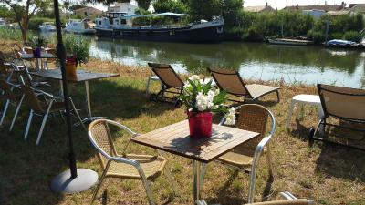 Hotel Canal Aigues Mortes