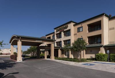 Courtyard Brownsville