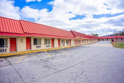 Ozark Junction Mountain View by OYO
