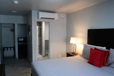 Up Midtown Hotel