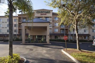 Courtyard Orlando East Ucf Area