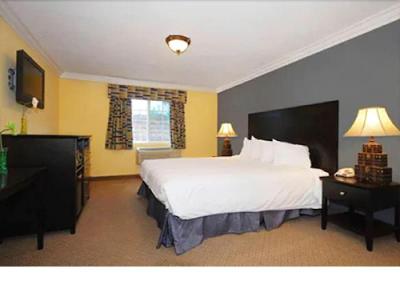 Solaire Inn Suites Santa Maria