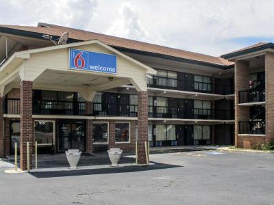 Travelodge Macon North