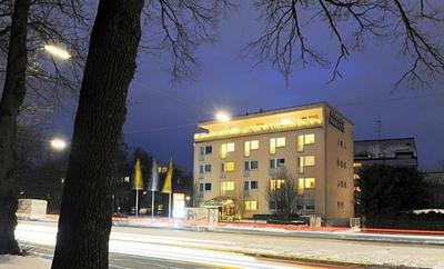 Ambassador Parkhotel