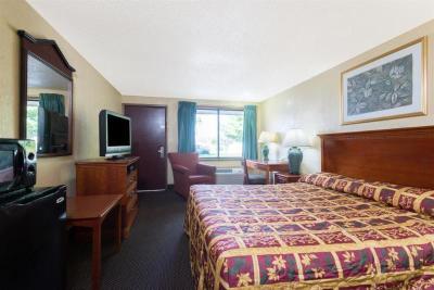 Knights Inn Martinsburg