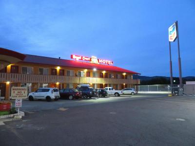 Royal Crest Inn Medford