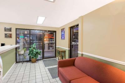 Days Inn by Wyndham Little River