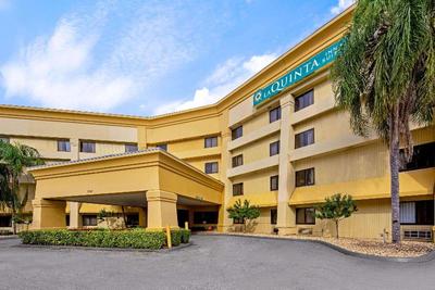 La Quinta Inn & Suites Miami Airport East