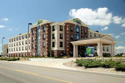 Holiday Inn Express Marion