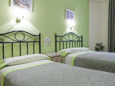 Hostal Los Alpes