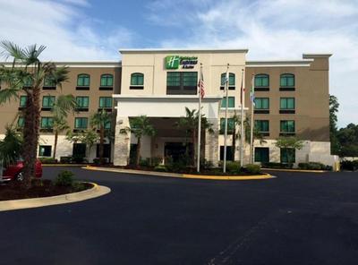 Holiday Inn Express & Suites Mobile West - I-10