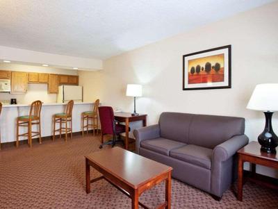 Baymont Inn & Suites Merrillville