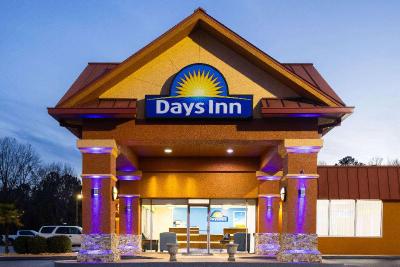 Days Inn by Wyndham Forsyth