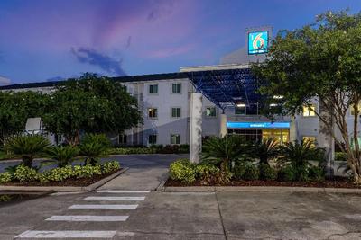 Motel 6 Orlando International Drive