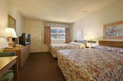 Olive Tree Inn & Suites