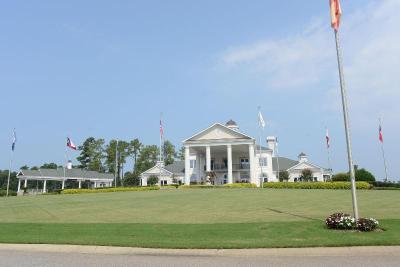 River Oaks Golf Villas