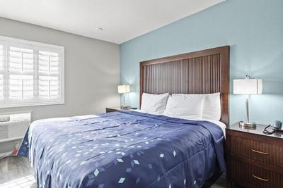 Travelodge Medford