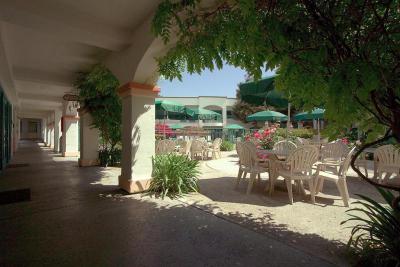 Oxford Suites Pismo Beach