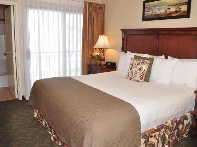 Oxford Suites Pismo Beach