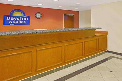 Days Inn &Suites by Wyndham Laurel Near Fort Meade