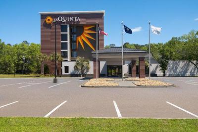 La Quinta Inn & Suites by Wyndham Myrtle Beach