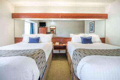 Microtel Inn & Suites By Wyndham Miami