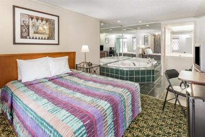 Knights Inn Racine