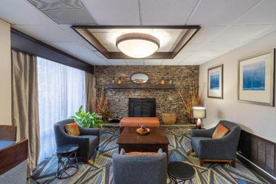 Holiday Inn Express Forsyth