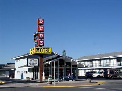 Dude/Roundup Motel
