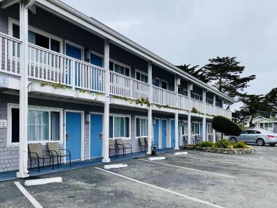 Monterey Bay Lodge