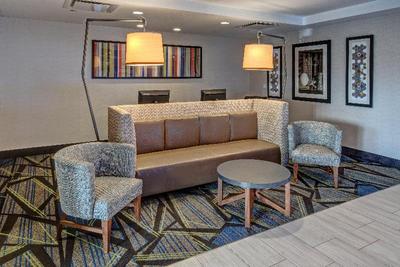 Holiday Inn Express Hotel & Suites Jackson Northea