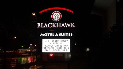 Black Hawk Motel