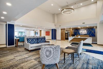 Holiday Inn Express Mobile I-65