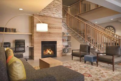 Country Inn & Suites Brooklyn Center