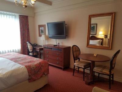 Milburn Hotel