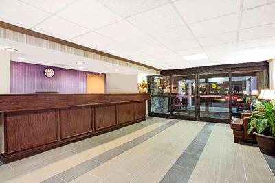 Days Inn by Wyndham Newport News City Ctr