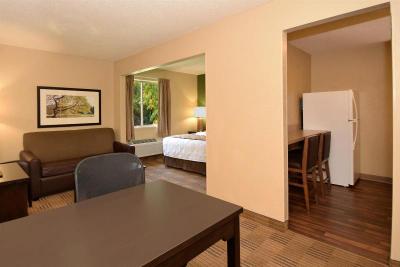 Extended Stay America - Nashville - Airport - Elm