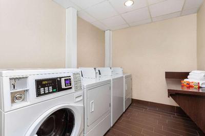 La Quinta Inn and Suites Bonita Springs