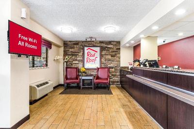 Red Roof PLUS+ Nashville North - Goodlettsville
