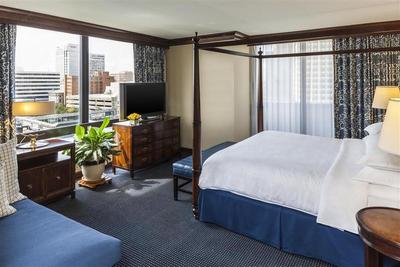 Sheraton Norfolk Waterside