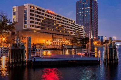 Sheraton Norfolk Waterside